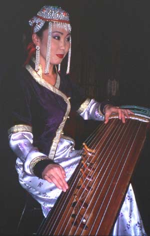Narangerel Buyanjargal playing yatig