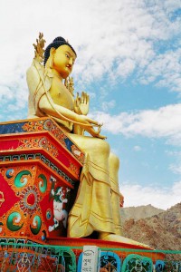 Mt Kailash: Statue