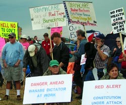 Bozeman Tea Party members with signs